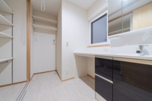 廿日市に建つ子育て家族パッシブデザイン注文住宅