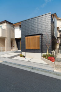 廿日市に建つ子育て家族の快適ゼロエネルギー注文住宅