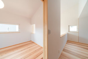 広島市安佐南区に建つ　優しい高性能注文住宅