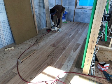 無垢フローリング