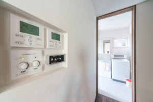 広島　高気密高断熱の注文住宅　リモコンスッキリ