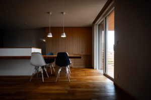 廿日市で最上級の快適性　廿日市パッシブハウス　おしゃれなダイニング