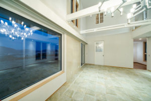 広島で最上級の快適性　こころパッシブハウス　おしゃれなリビング